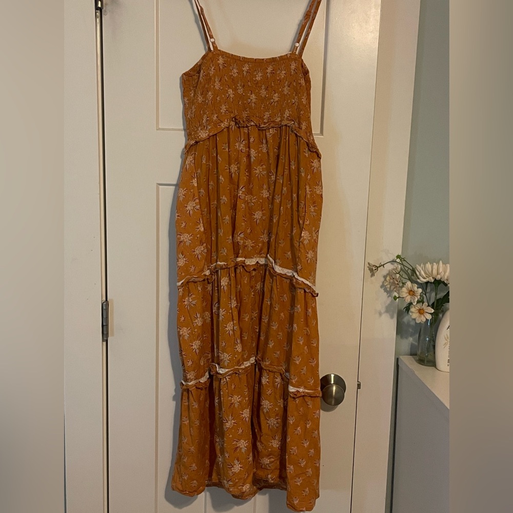 Universal Thread orange floral tiered dress size medium - Picture 3 of 5
